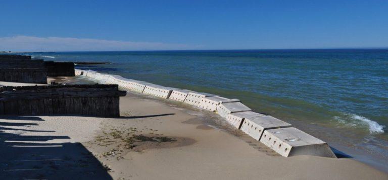 Sandsaver Rotomolded Beach Erosion Barrier