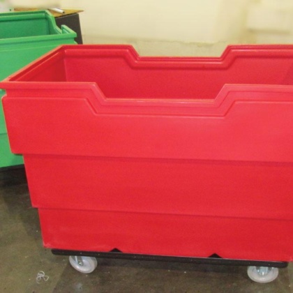 16 cubic foot laundry material handling cart